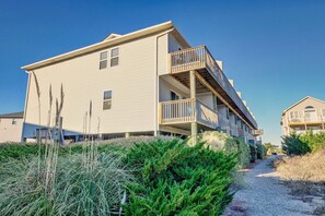 Turtle Cove Unit 209