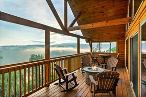 Sit down, kick back & enjoy Serenity Ridge