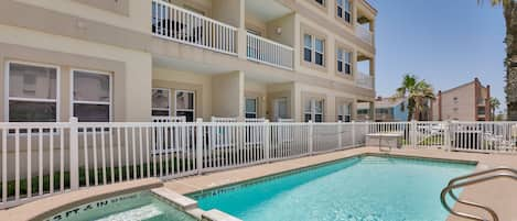 Pool/Hot Tub