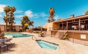 Pool and jacuzzi