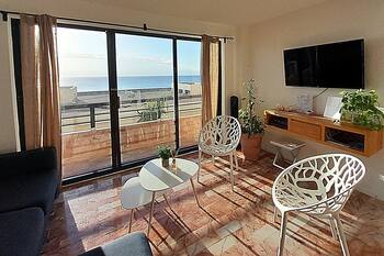 Departamento Entero de dos Pisos Frente al mar