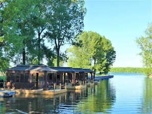 Overview of the accommodations (Aloberge 6 is the last one towards Richelieu)