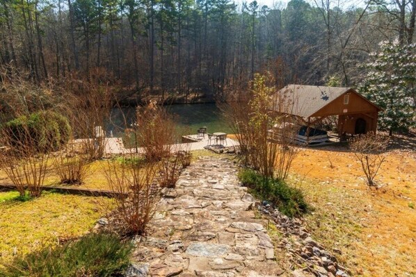 Charming View on Path to Lake