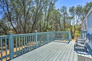 Private Deck