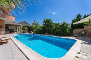 Villa ANITA with private pool, gym, 6 bedrooms, panoramic views, 5km from sea