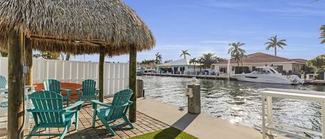 Stunning backyard canal views with private tiki hut