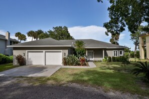 2437SwordfishLane-3(1)