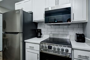 Updated Full Kitchen