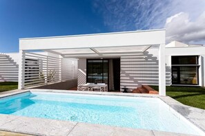 Private pool