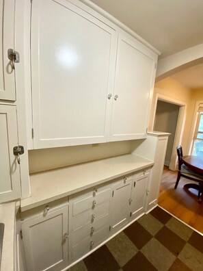 1920's cabinetry 