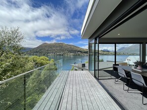 Large deck wih spectacular view of Lake Wakatipu and The Remarkables 