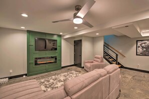 Living Area | Smart TV | Electric Fireplace | Kitchenette