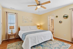 This plush king size bed, with adjustable bed frame, is just waiting for you to sink into it.