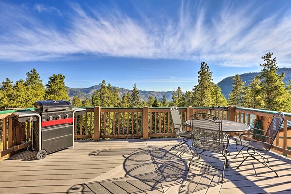 Idaho Springs Vacation Rental | 3BR | 2BA | Stairs Required | 4,351 Sq Ft