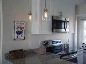 Room, Indoors, Oven, Microwave, Kitchen