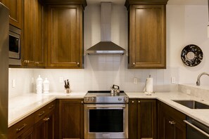 Room, Indoors, Furniture, Kitchen, Oven