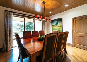 Chair, Furniture, Flooring, Hardwood, Room