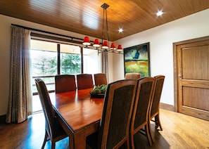 Chair, Furniture, Flooring, Hardwood, Room