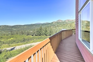 Deck | Mountain View | 2-Story Home | Central Heating