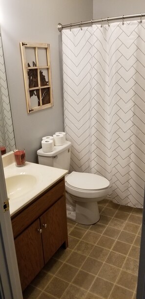 Full bathroom