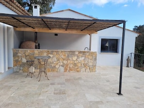 Terrasse extérieure 200m2 avec bar