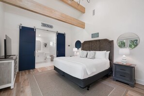 MASTER FEATURING FLATSCREEN AND FULL BATH