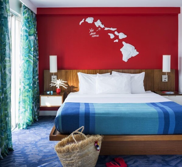 Unit with Queen size bed
