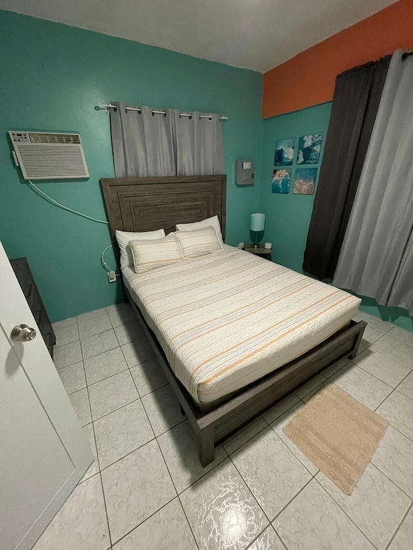 New bed set and mattress