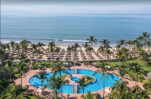 Pool, Beach, Palapas, ocean
