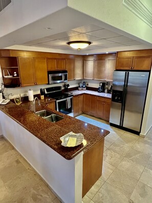 Full equipped Kitchen