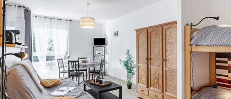 Property, Furniture, Table, Picture Frame, Wood, Comfort, Interior Design, Lighting, Lamp, Plant