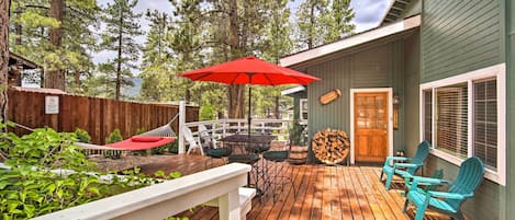 Big Bear Vacation Rental | 2BR | 1.5BA | 925 Sq Ft | Step-Free Access