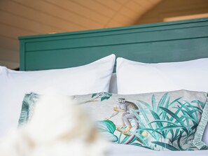 Double bedroom | Knowstone - Secret Skies, Knowstone