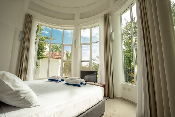 The suite bedroom