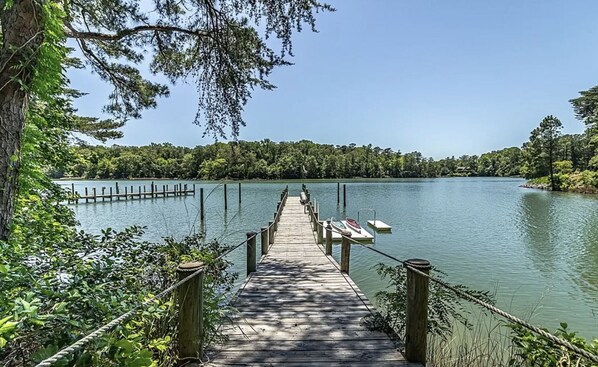 Guest have access to the deepwater dock- Bring your boat or jet ski.