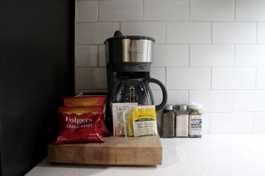 Kaffe och/eller kaffebryggare