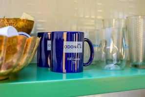 Kaffee und/oder Kaffeemaschine
