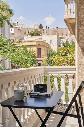 Balcony with view to the Monument