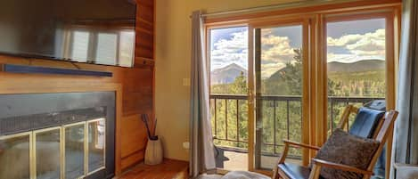 50 Snowscape 2Br+Loft 3Ba - a SkyRun Summit Property - 