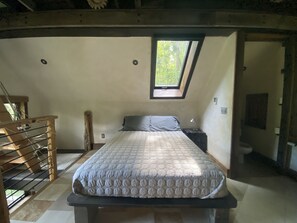 Queen Bed 
