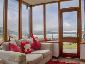 Conservatory | Hillside - Gairloch Cottages - Hillside, Gairloch