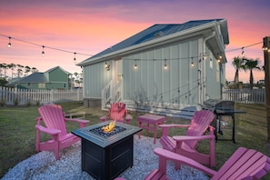 Enjoy your romantic or family getaway from your private, fully fenced backyard.