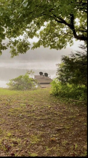  Walk down to the lake from house in two minutes. Video tour on IG @osgoodestate