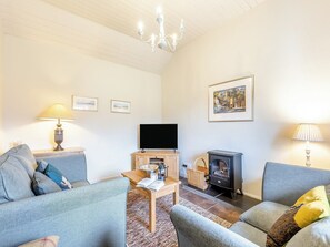 Living room | Allt Bronach - Gaskbeg Farm, Laggan
