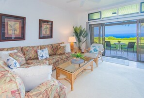 Upon opening the door to your villa, you will be drawn to the fabulous ocean view landscapes just outside the windows