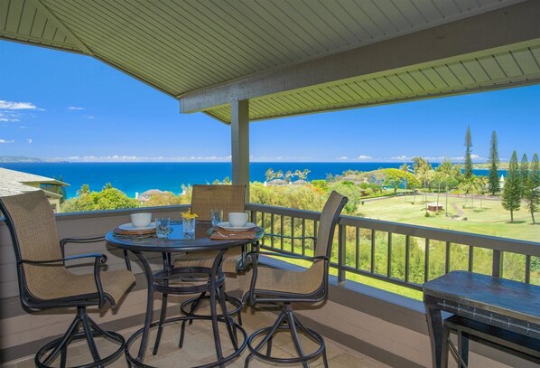 The large lanai is ideal for whale watching and outdoor living at its very best