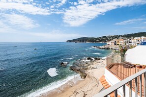 Beach/ocean view