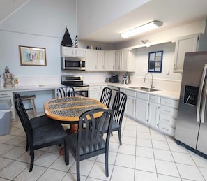 WV58 Dining Area