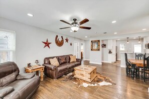 Original hardwood floors and all the Texas Decor