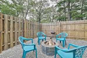 Private Yard | Fire Pit | Charcoal Grill | Pet Friendly w/ Fee